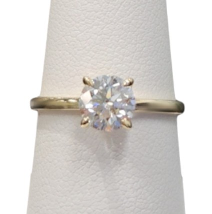 1 CT lab created diamond ring