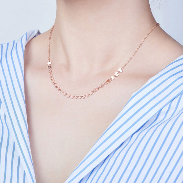 rose gold-plated sterling silver petite disc necklace