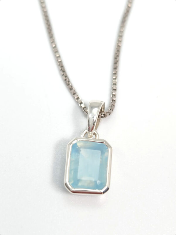 aquamarine rectangle pendant on 20 inch box chain