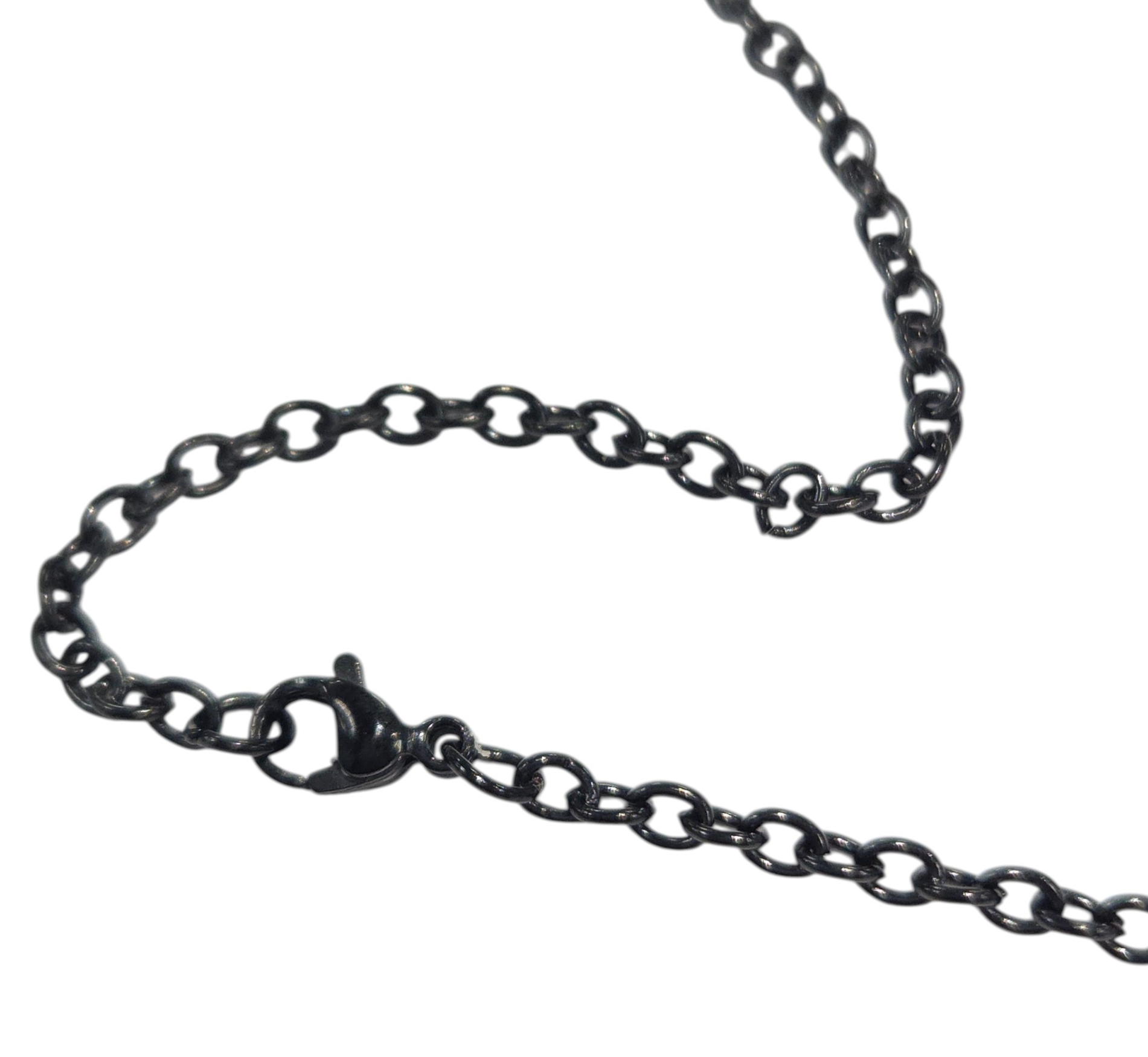 clasp of chain