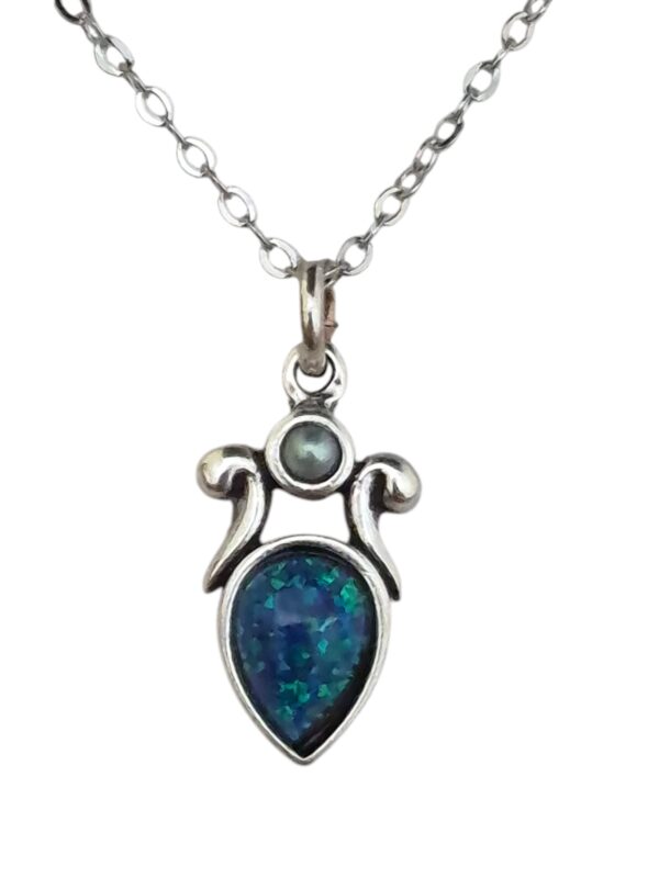 created black opal and gray pearl necklace