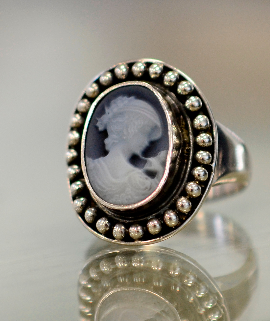 carved agate cameo and sterling silver ring