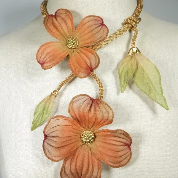 Dogwood flower necklace