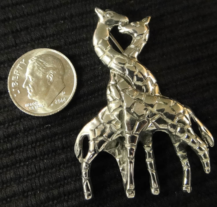 Handmade .925 sterling silver giraffe brooch pin