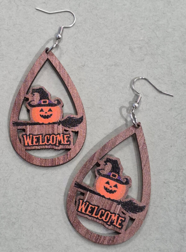 welcome Halloween earrings