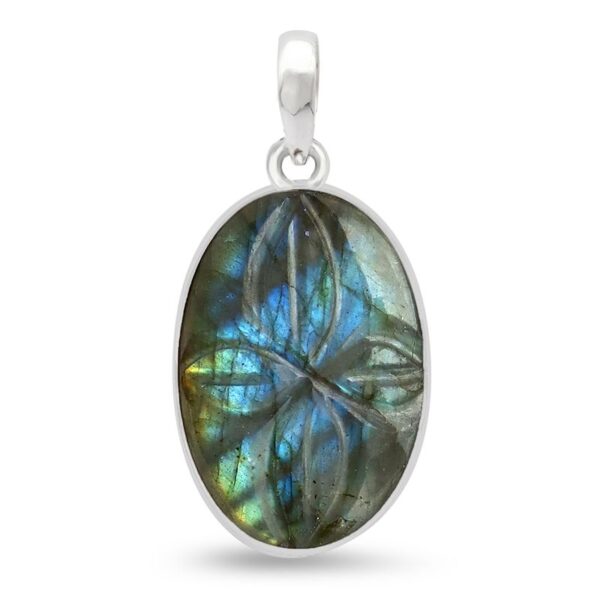 carved four leaf labradorite and sterling silver oval pendant