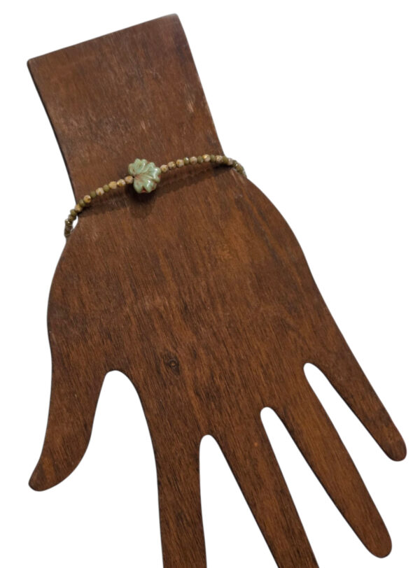 beaded leaf bracelet on hand form