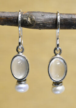Sierra Designs white moonstone and freshwater pearl oval earrings