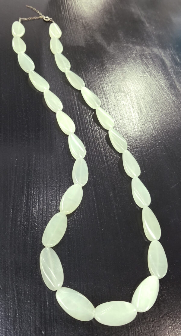 light green new jade necklace