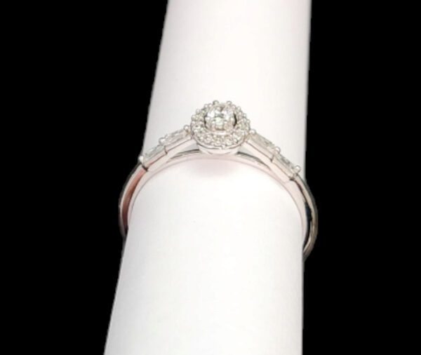 side view of diamond and white gold ring