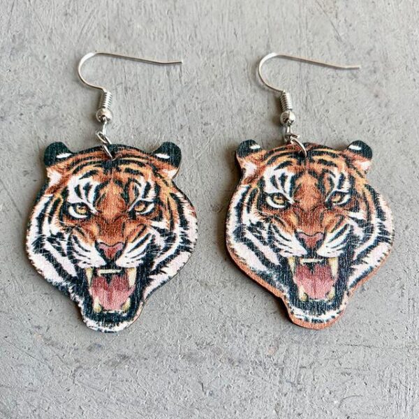 roaring tiger face earrings