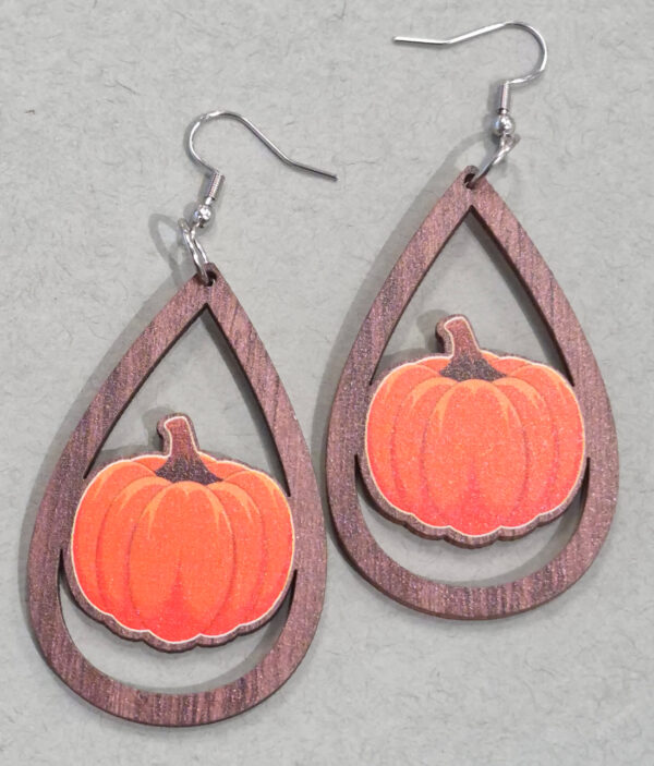 wooden drop pumpkin earrings